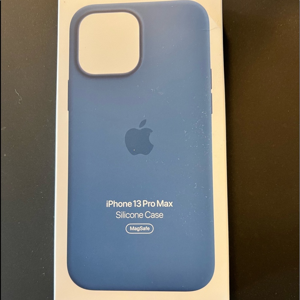 Brand new Apple IPhone 13 ProMax Silicone Case with Mag Safe. Blue Jay